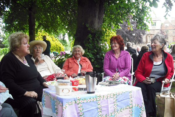 NNNG picnic slideshow images